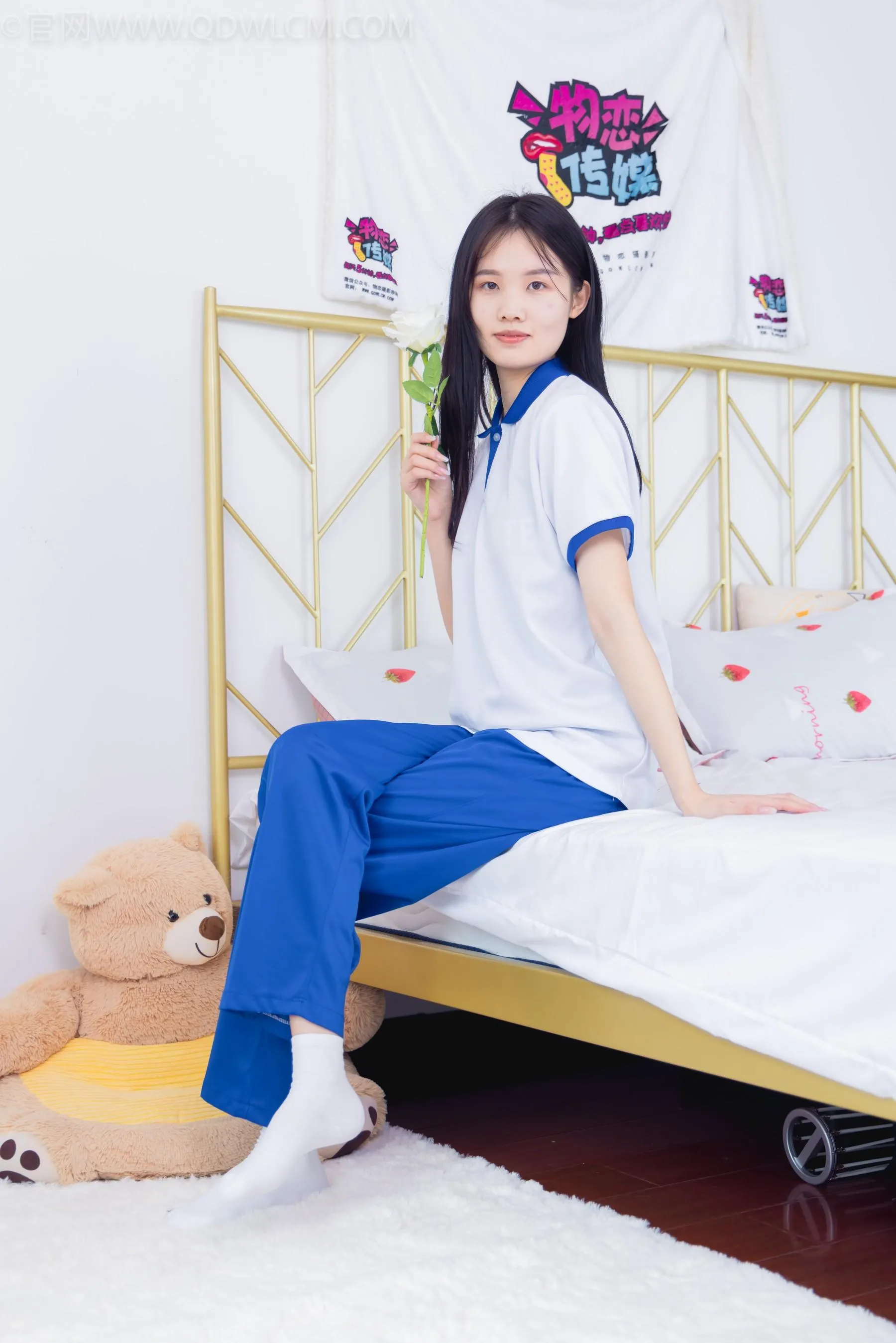 物恋传媒 NO.1515 颜颜-校园时的她 [151P]插图5